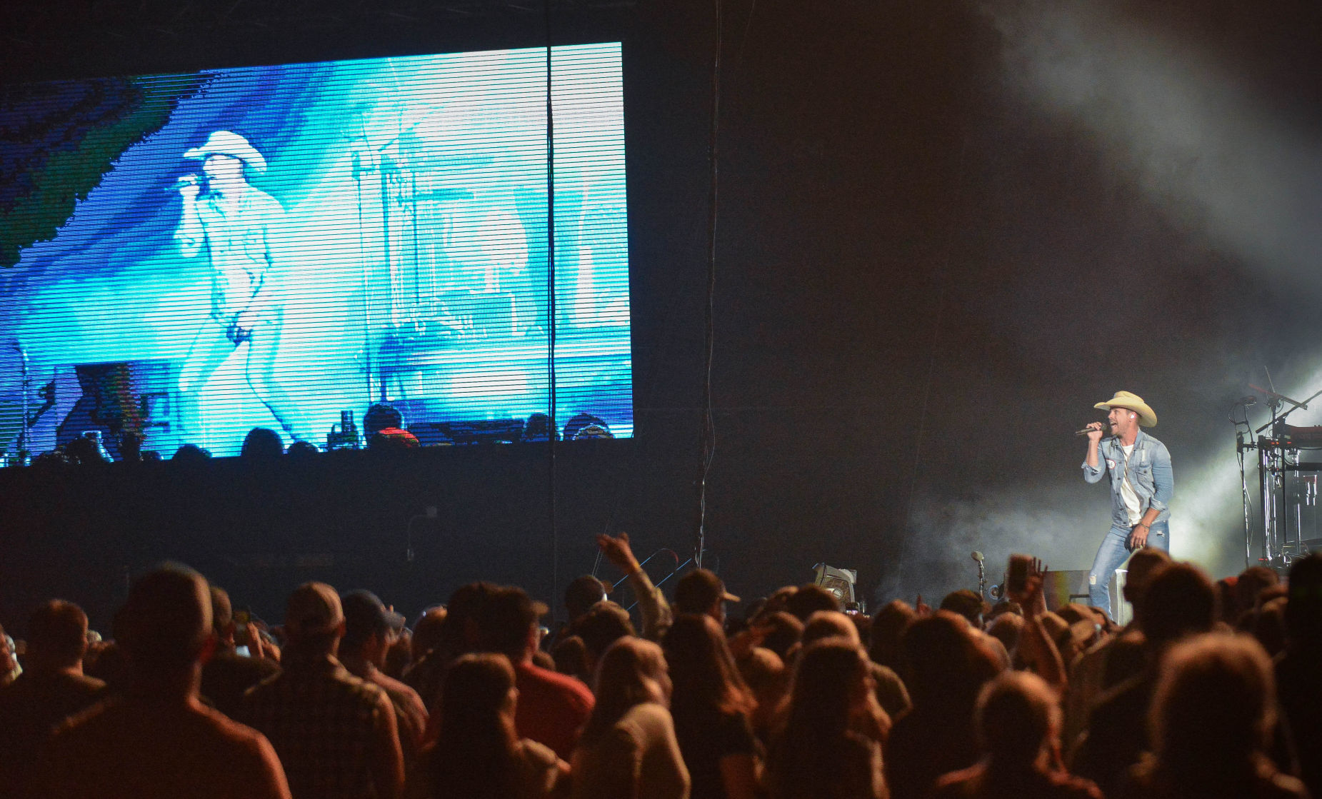 Dustin Lynch opens MontanaFair
